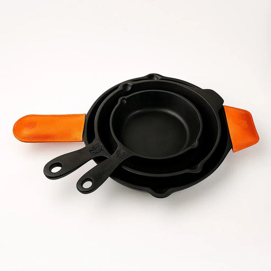 🧑🍳 CASTA Starter Bundle : 3 Skillets & 3 Leather Handle covers - Casta